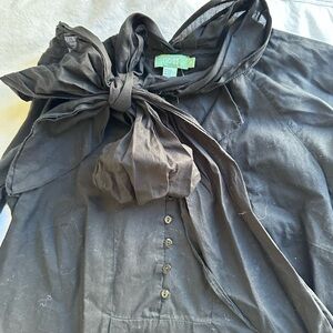 Chic Black Long Sleeve Dress with Timeless Elegance